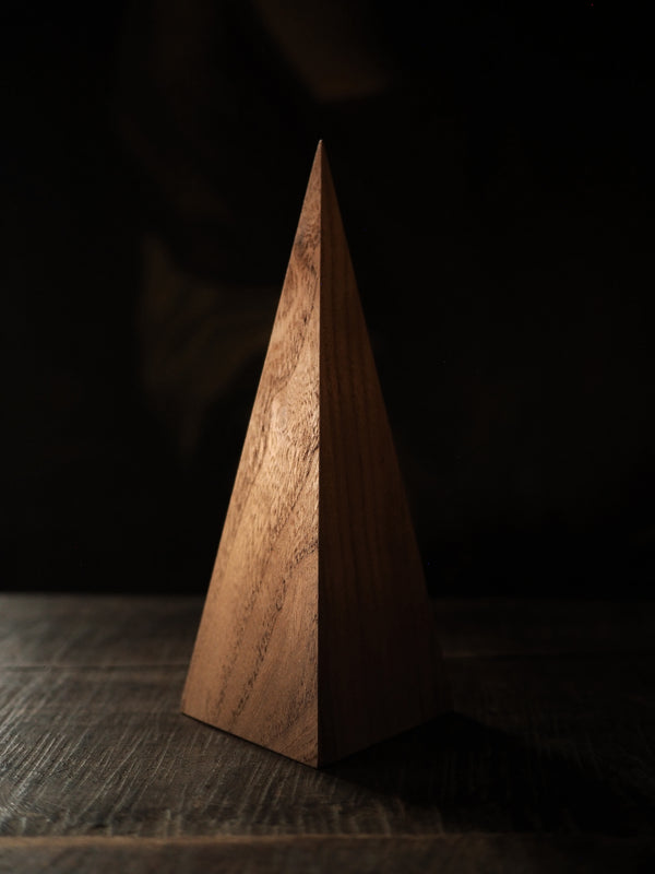 La pyramide en orme