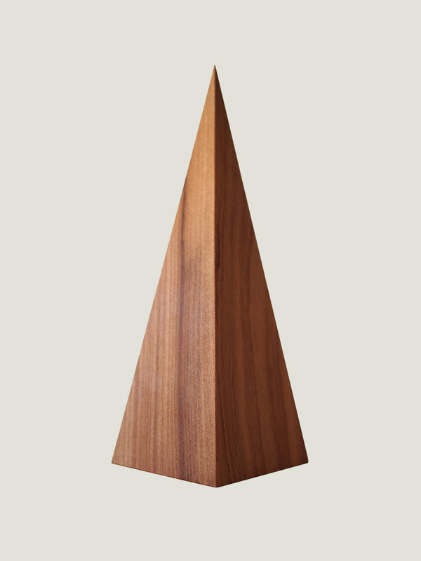 La pyramide en orme